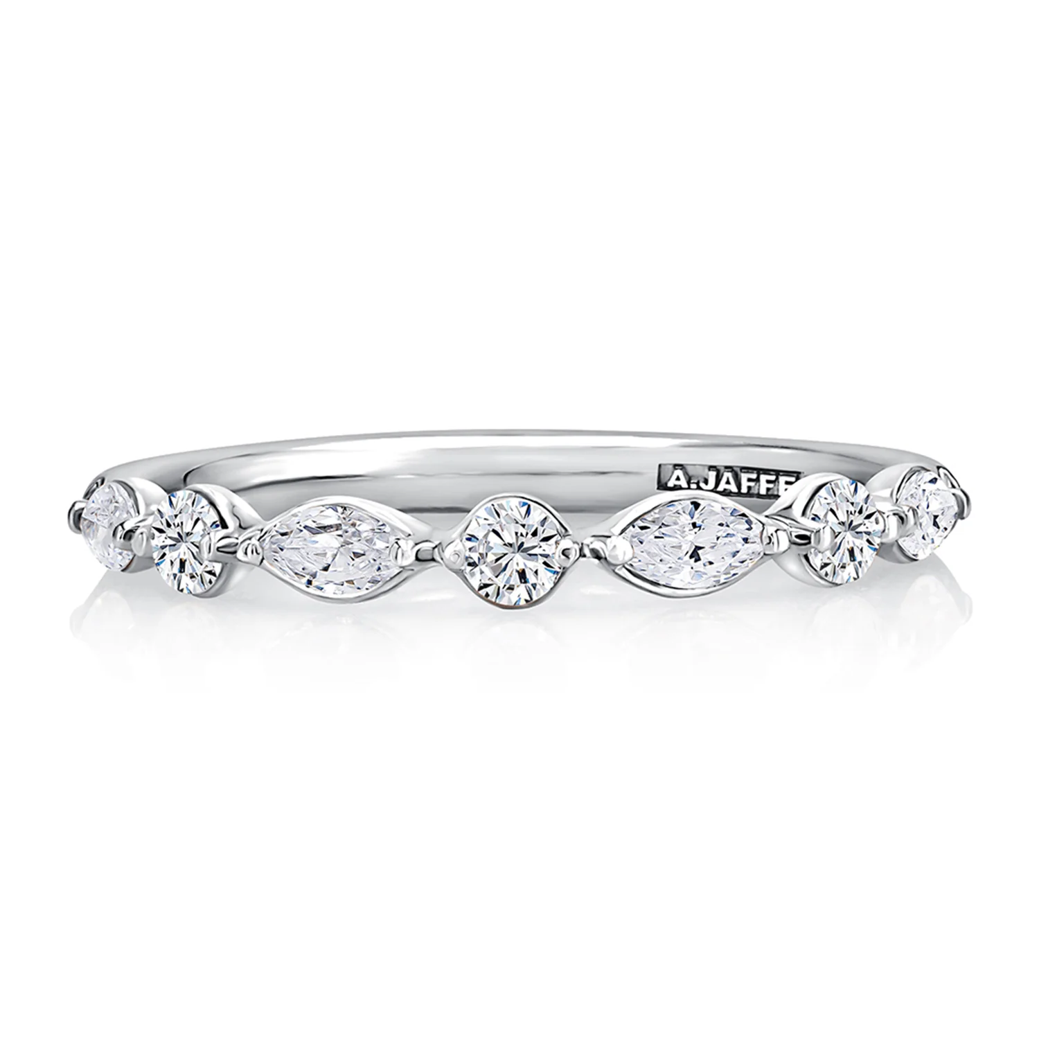 A.JAFFE Alternating Diamond Wedding Band