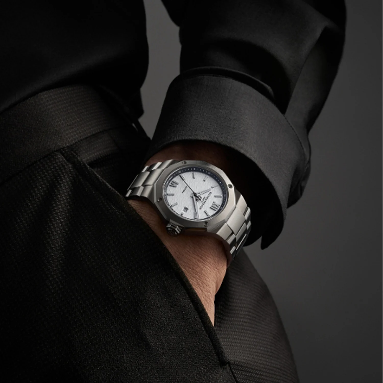 Baume & Mercier Riviera 10829 Watch - 42mm - Image 4