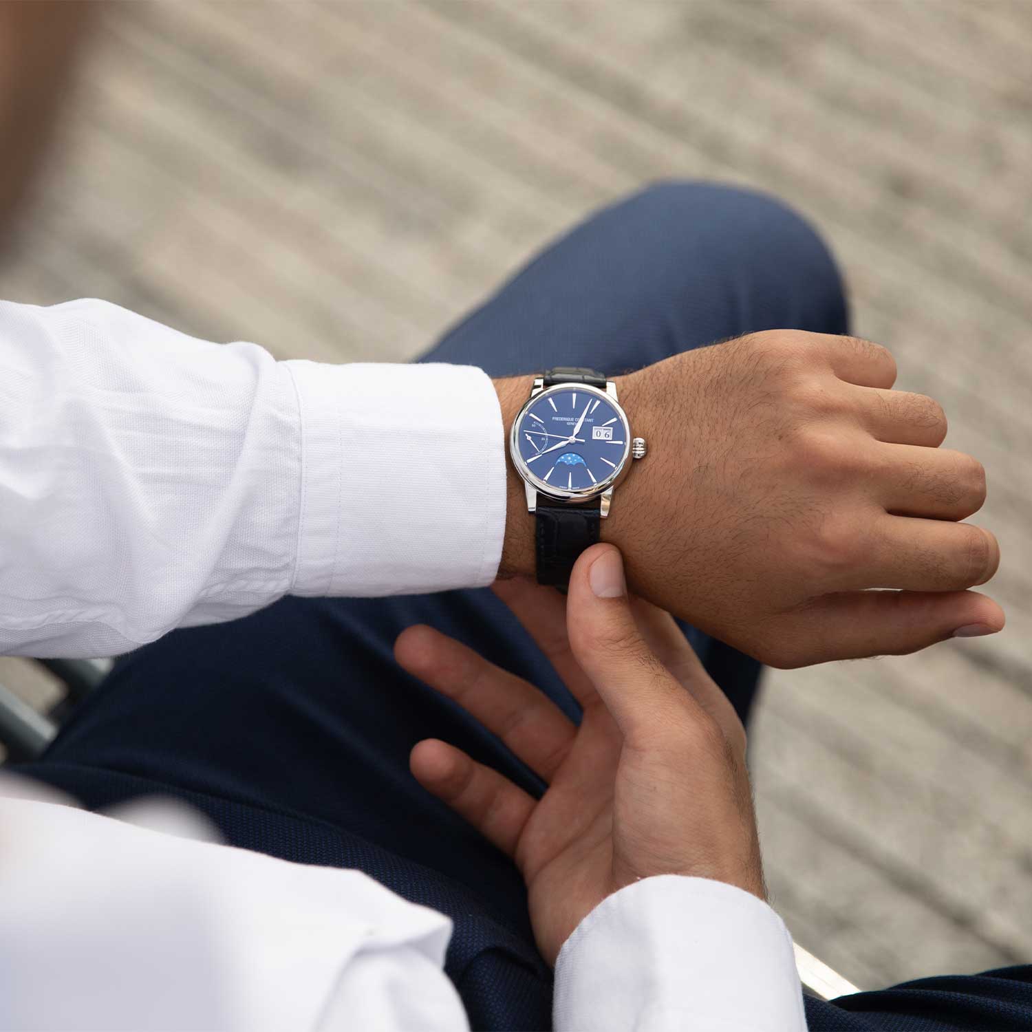 Frederique Constant Manufacture Classic Power Reserve Big Date 40MM Watch - Image 5