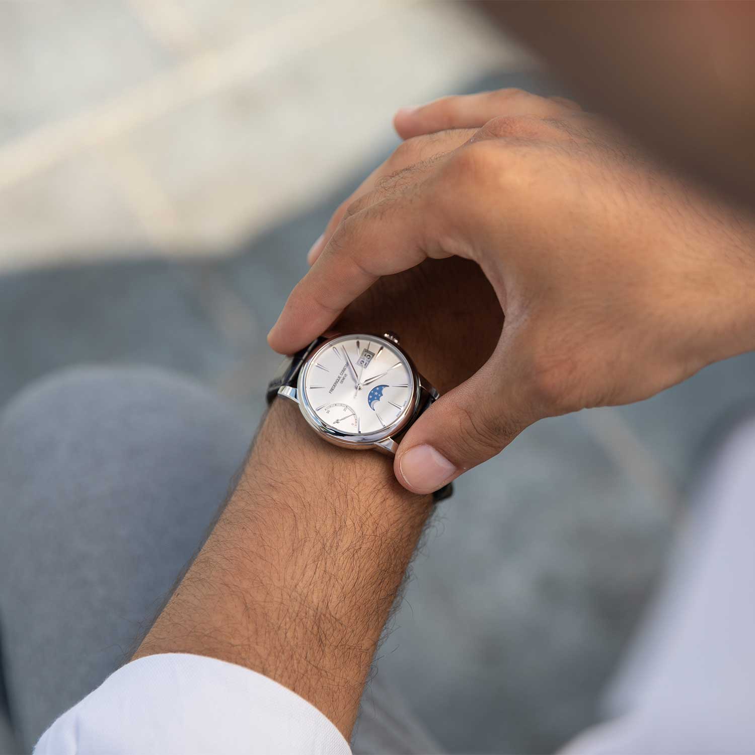 Frederique Constant Manufacture Classic Power Reserve Big Date 40MM Watch - Image 6
