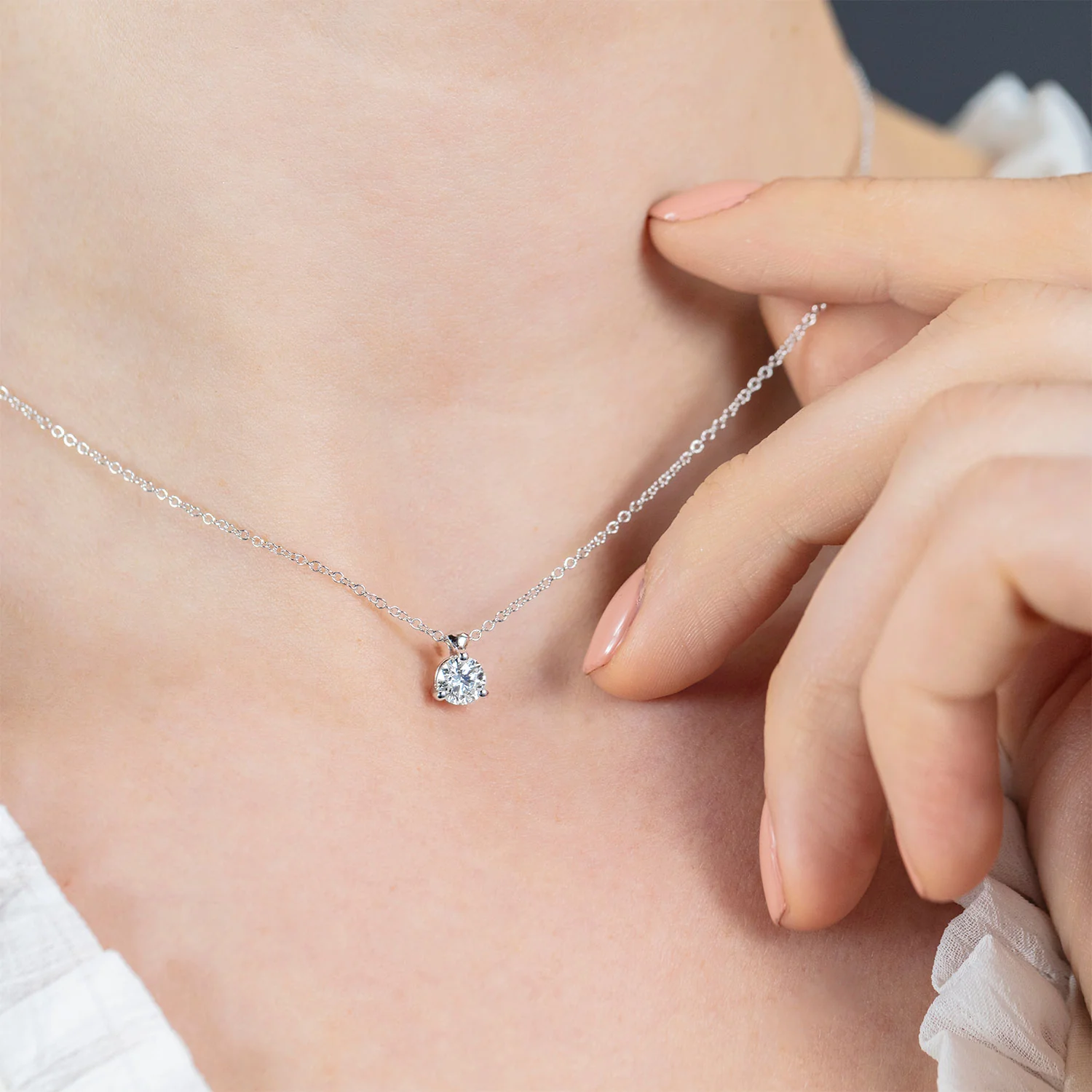 Hearts On Fire 18K Classic 3-Prong Diamond Solitaire Pendant - 0.50ctw - Image 5