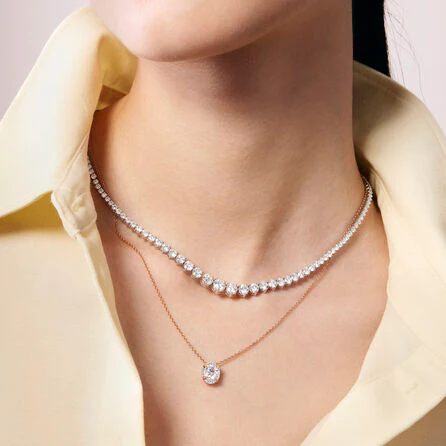 Hearts On Fire 18K Ellipse Diamond Pendant - 0.38ctw - Image 4