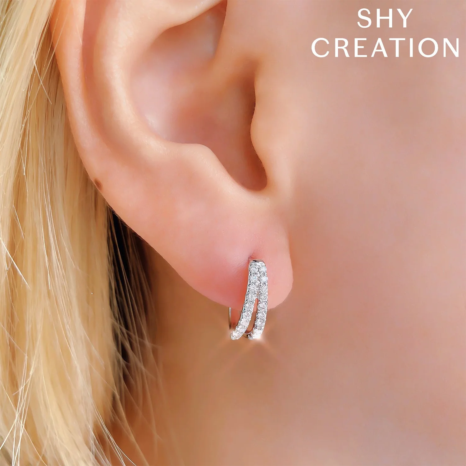 Shy Creation 14K Split Diamond Oval Hoop Earrings - Image 2