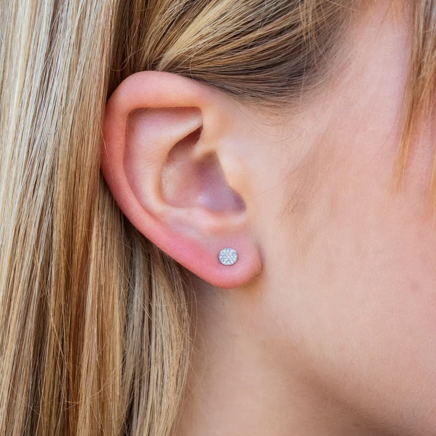 Shy Creation 14K Diamond Pave Circle Stud Earrings - Image 3