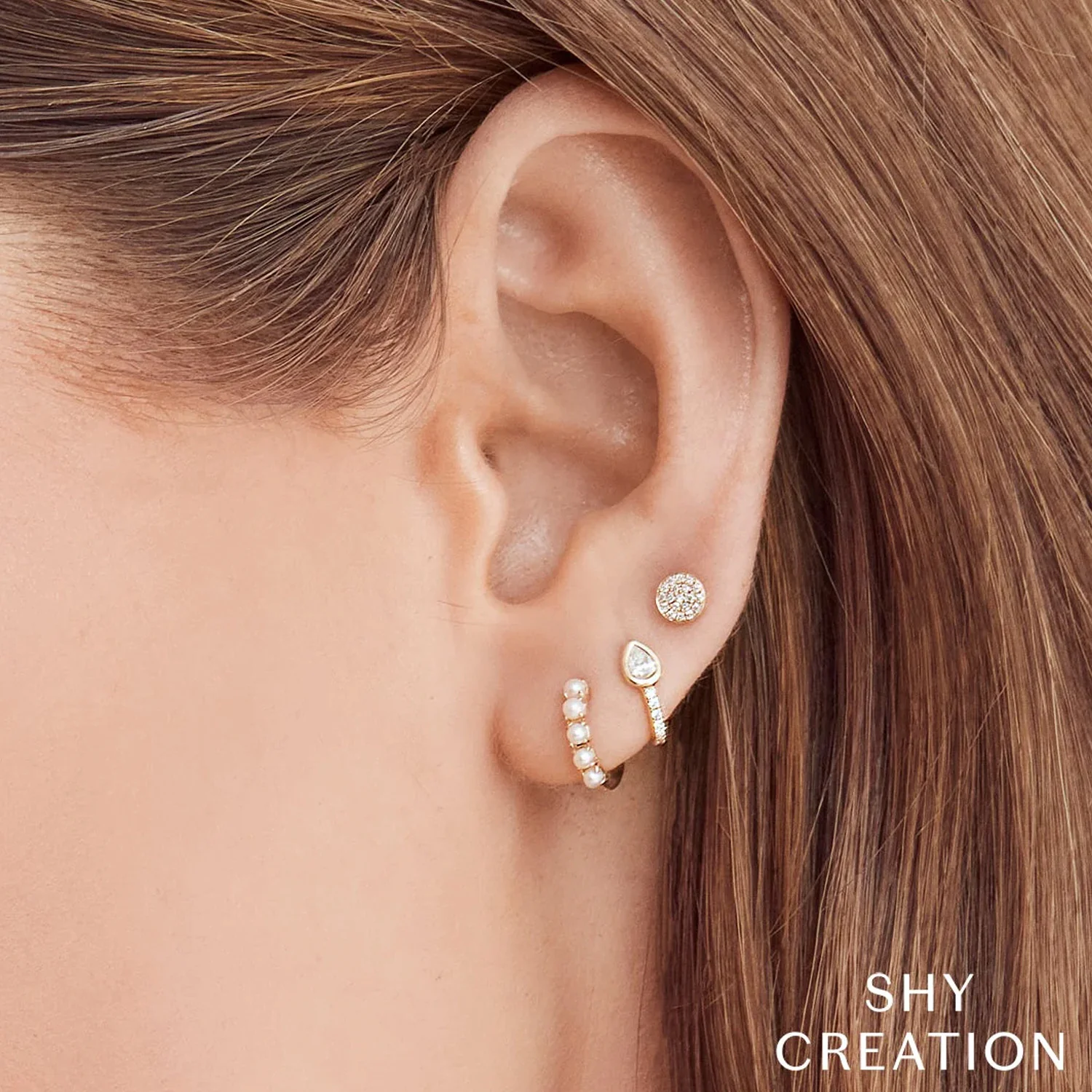 Shy Creation 14K Cultured Pearl Huggie Earrings - Image 2