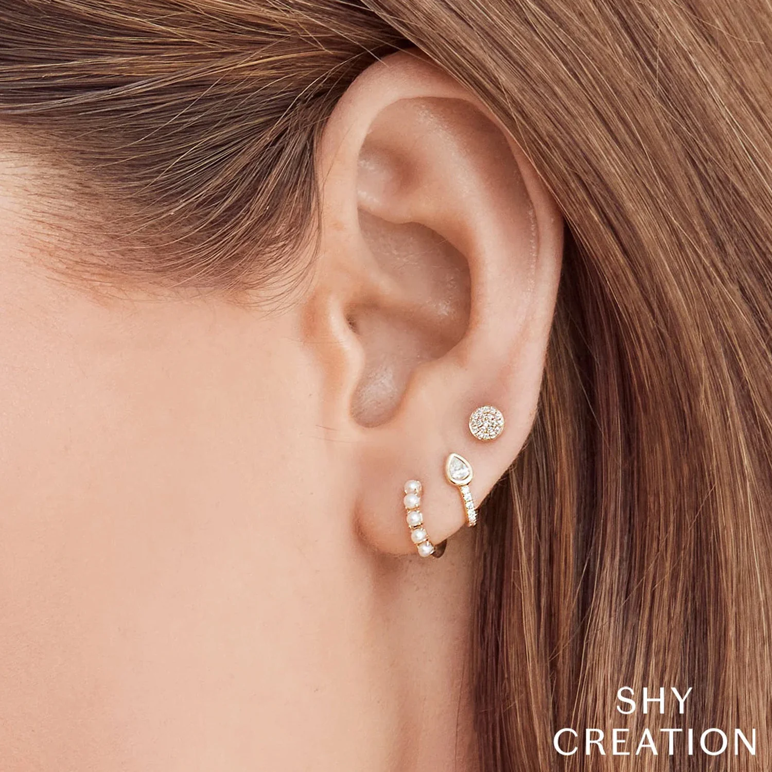 Shy Creation 14K Cultured Pearl Huggie Earrings - Image 2