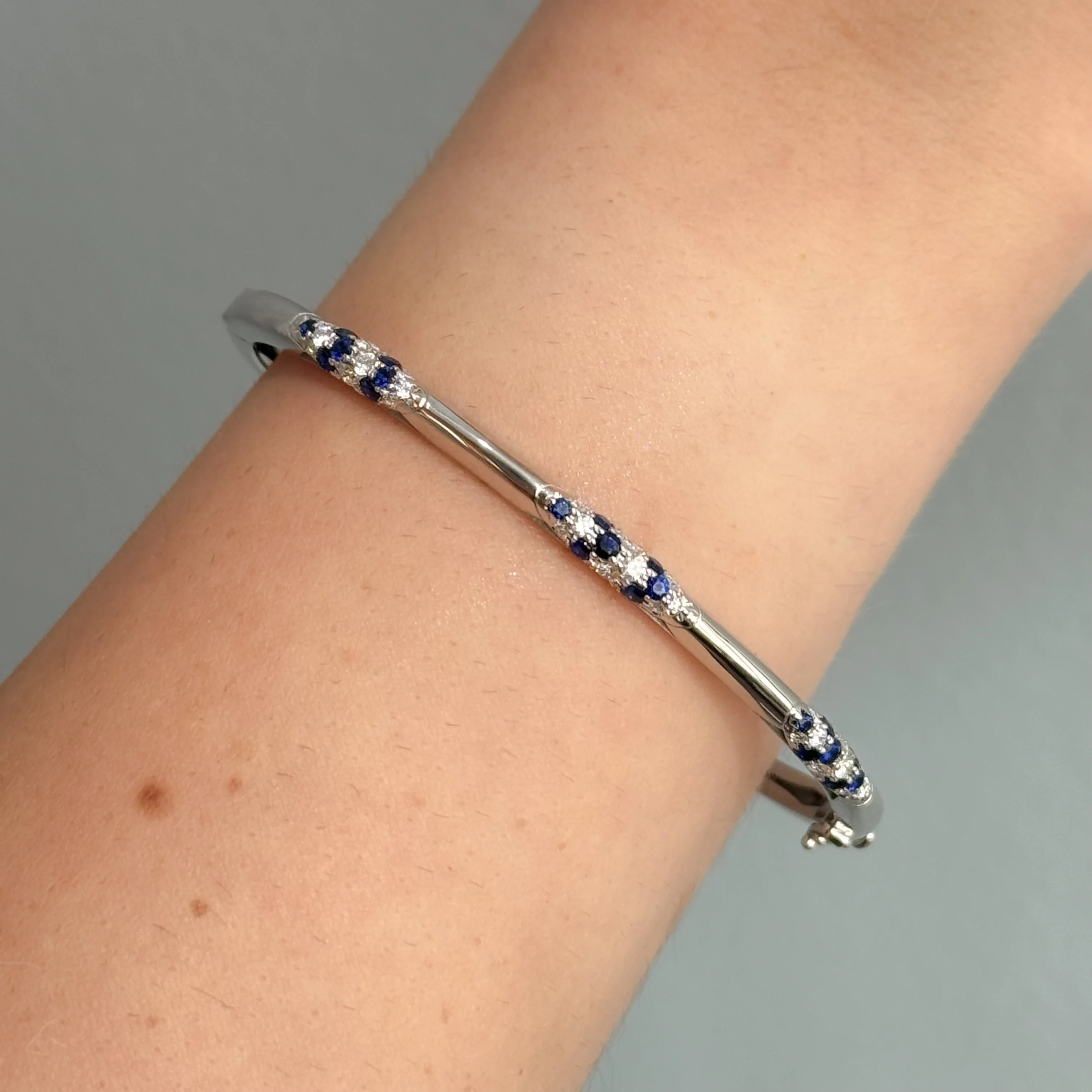 TACORI 18K Crescent Eclipse Sapphire and Diamond Bangle - Image 2