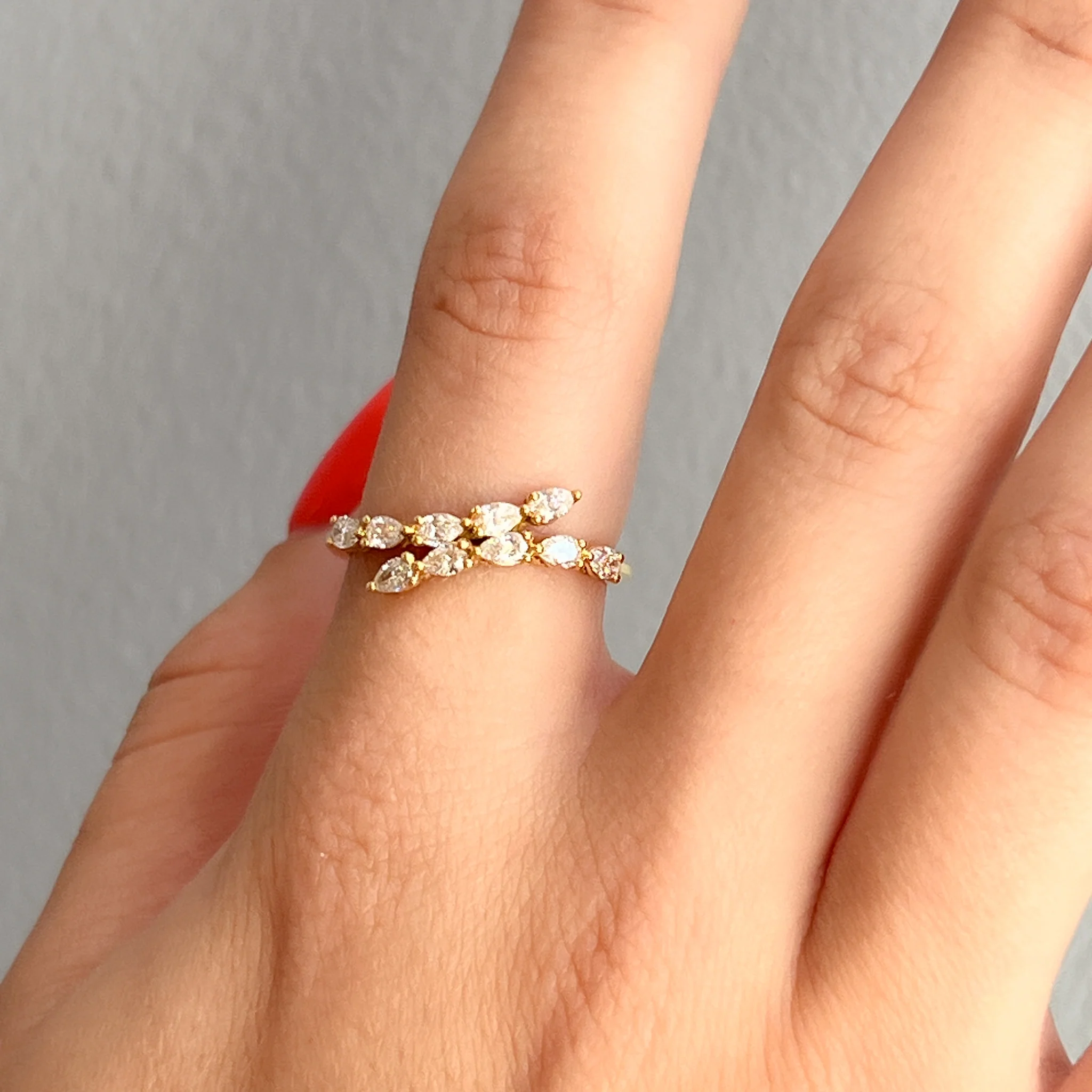 TACORI 18K Stilla Pear Diamond Bypass Ring - Image 3