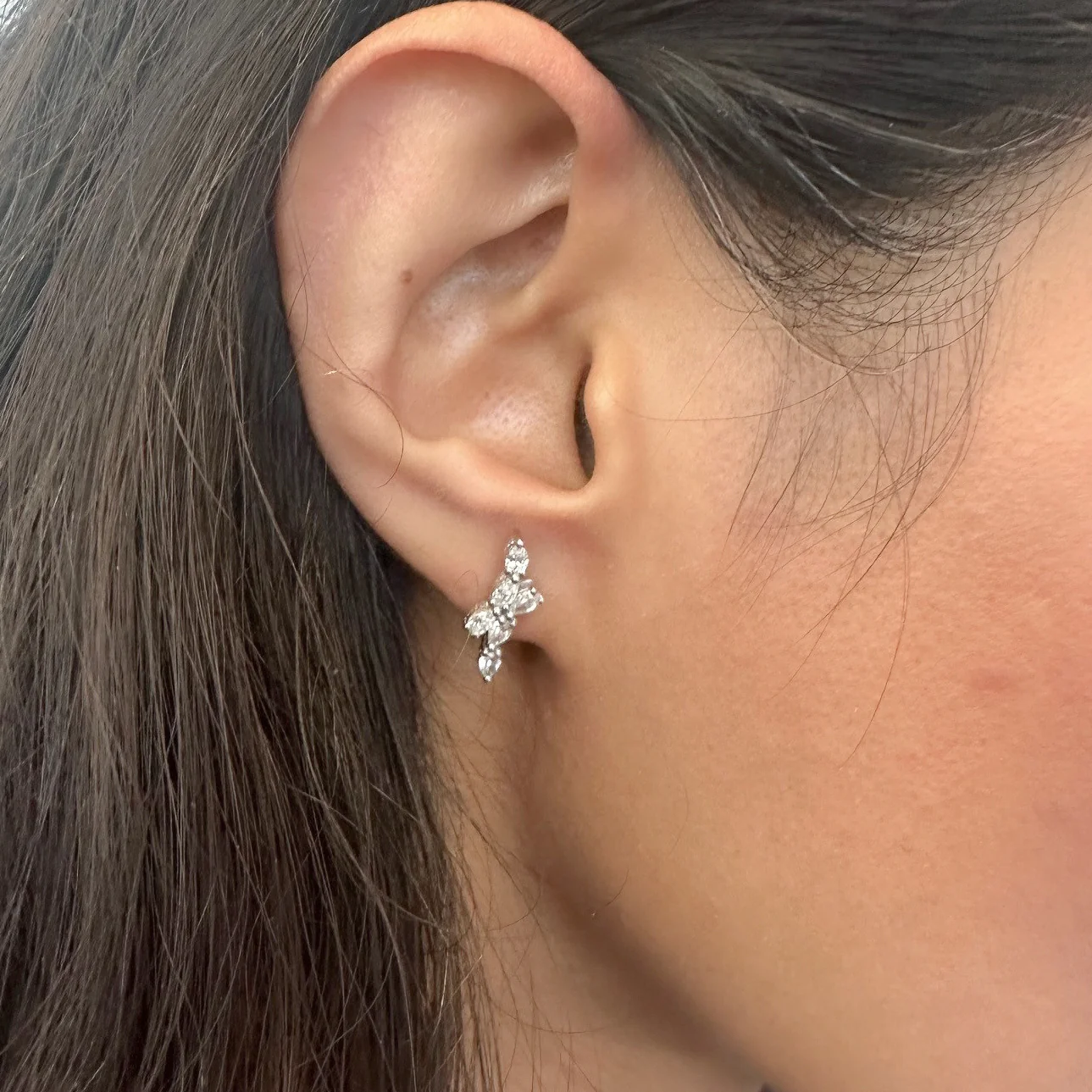 TACORI 18K Stilla Pear Diamond Drop Earrings - Image 2